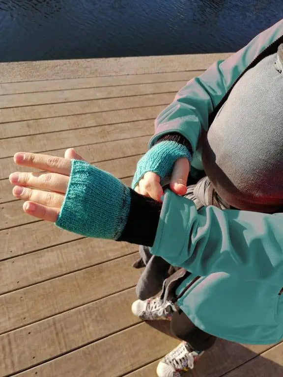 Selbstgestrickte Handschuhe Meeresrauschen